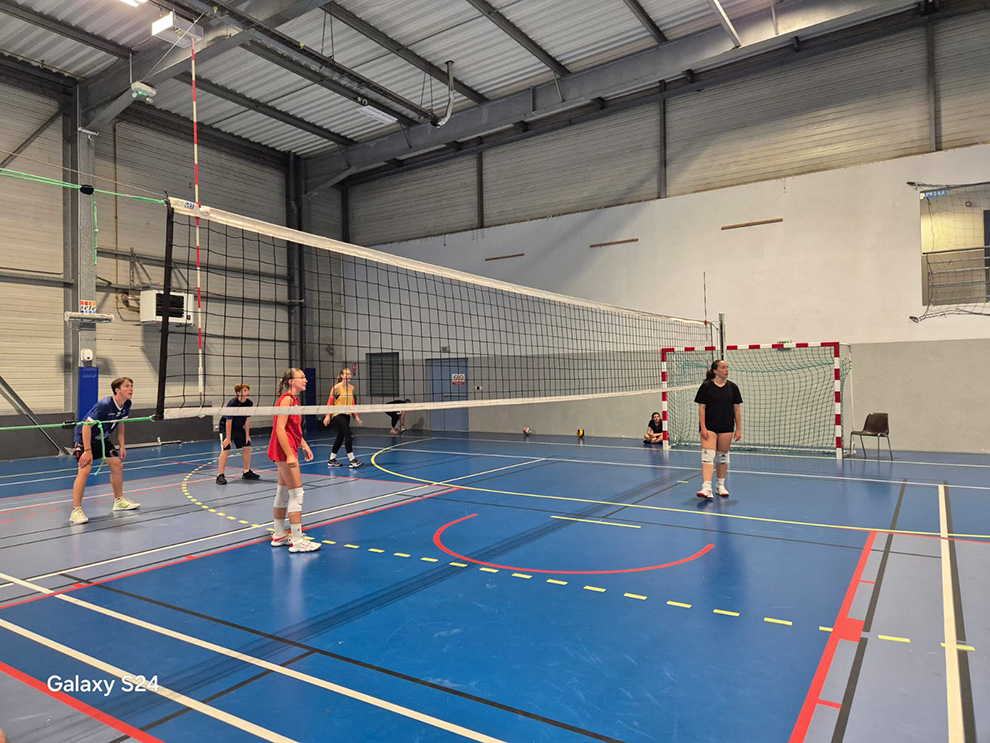 ../photos/dossiersPhotosOptimises/240602@Tournoi_interne_2024/WhatsApp Image 2024-06-03 at 19.07.34.jpeg